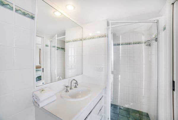 190 Marine Parade 'Columbia', RAINBOW BAY QLD 4225, Rainbow Bay - Thumbnail 8