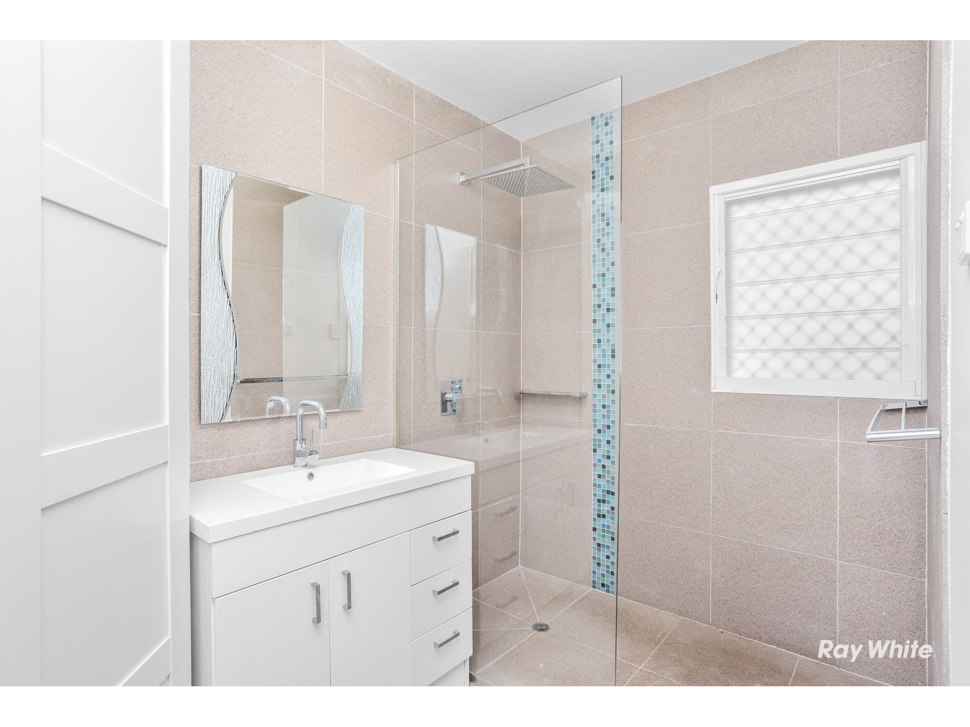 15 Mary Street, Yeppoon QLD 4703, Yeppoon - Thumbnail 4
