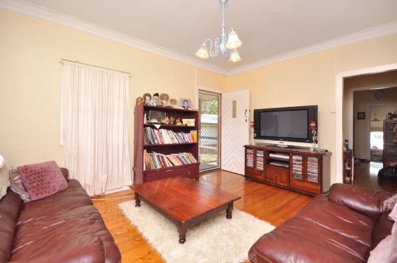 157 Seville Road, HOLLAND PARK QLD 4121, Holland Park - Thumbnail 2