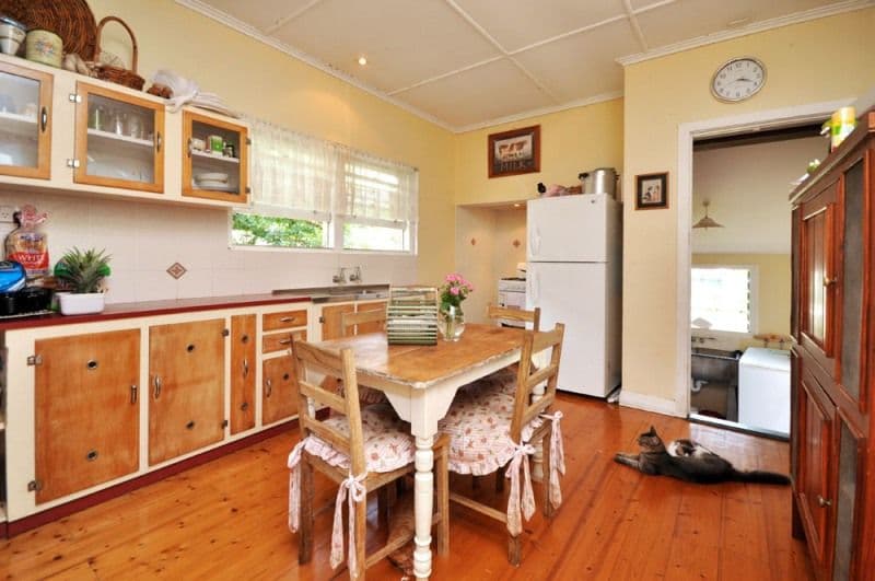 157 Seville Road, HOLLAND PARK QLD 4121, Holland Park - Thumbnail 5