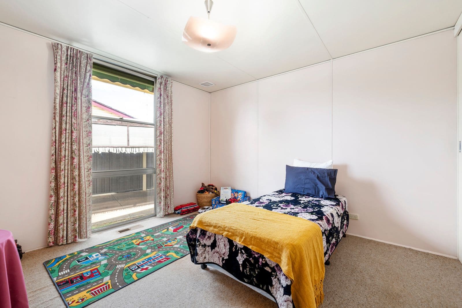 21 Tobruk Street, Cobden VIC 3266, Cobden - Thumbnail 5
