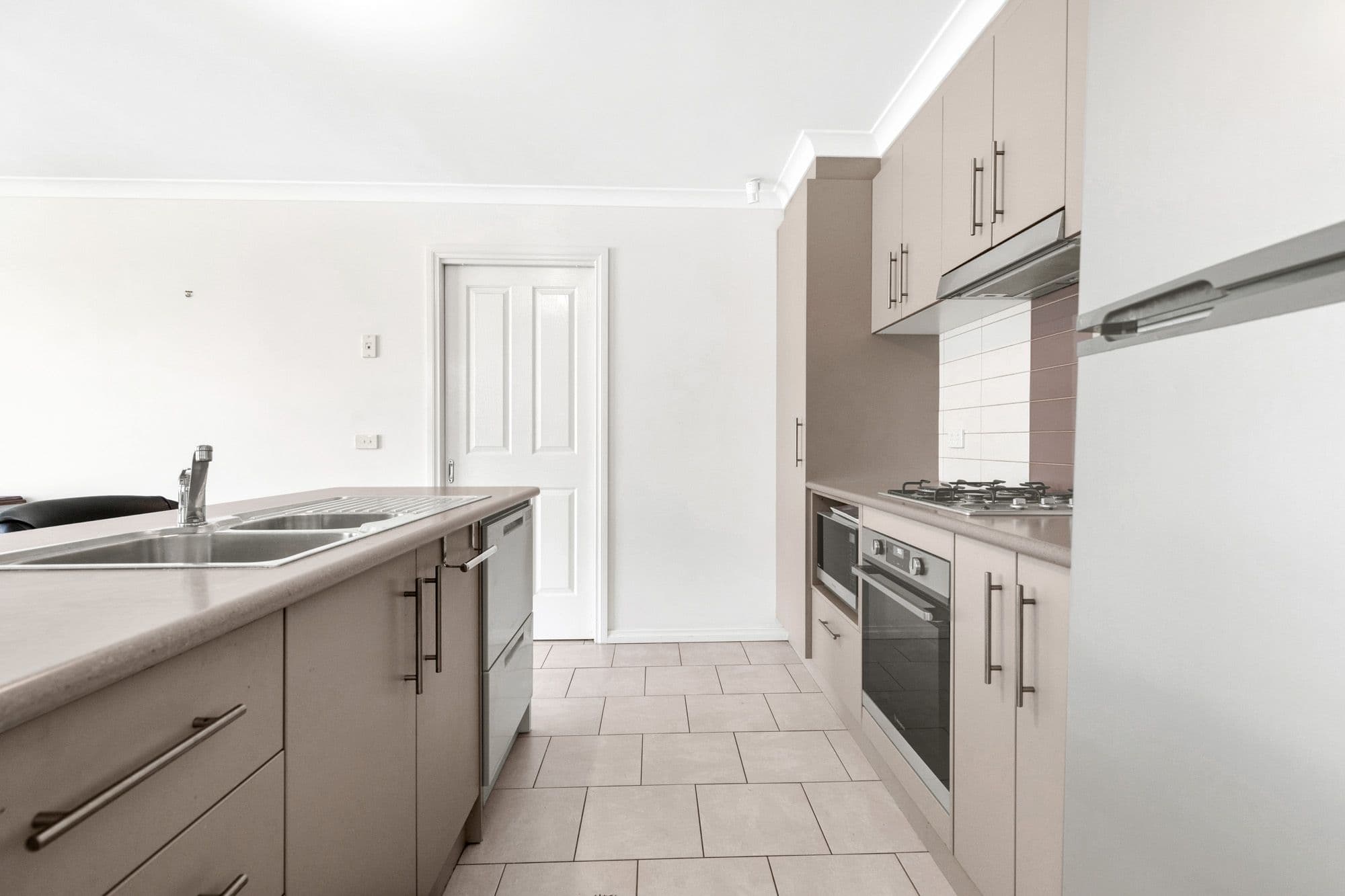 86 Conquest Drive, Werribee VIC 3030, Werribee - Thumbnail 4