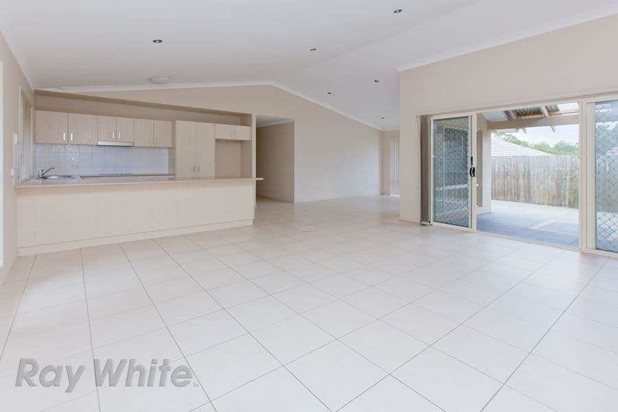 4 Esperance Crescent, SPRINGFIELD LAKES QLD 4300, Springfield Lakes - Thumbnail 5