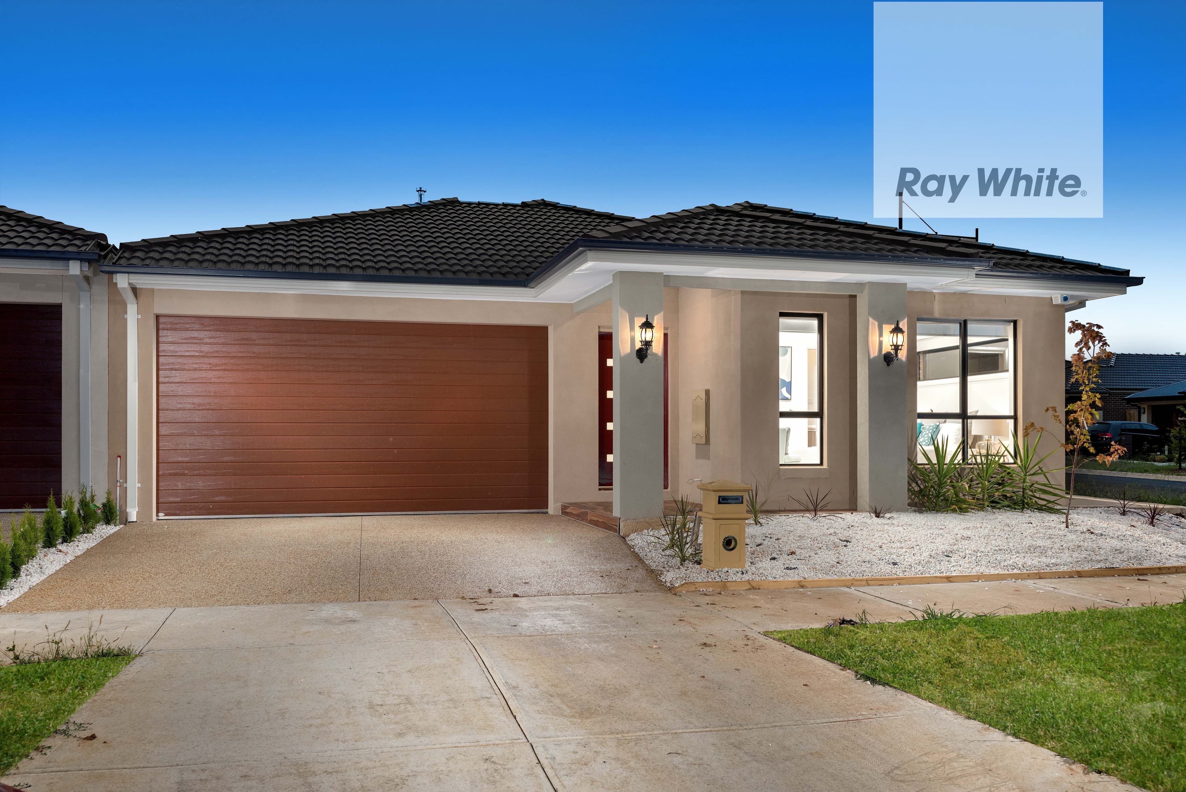 34 Landing Avenue, Doreen VIC 3754, Doreen - Thumbnail 2