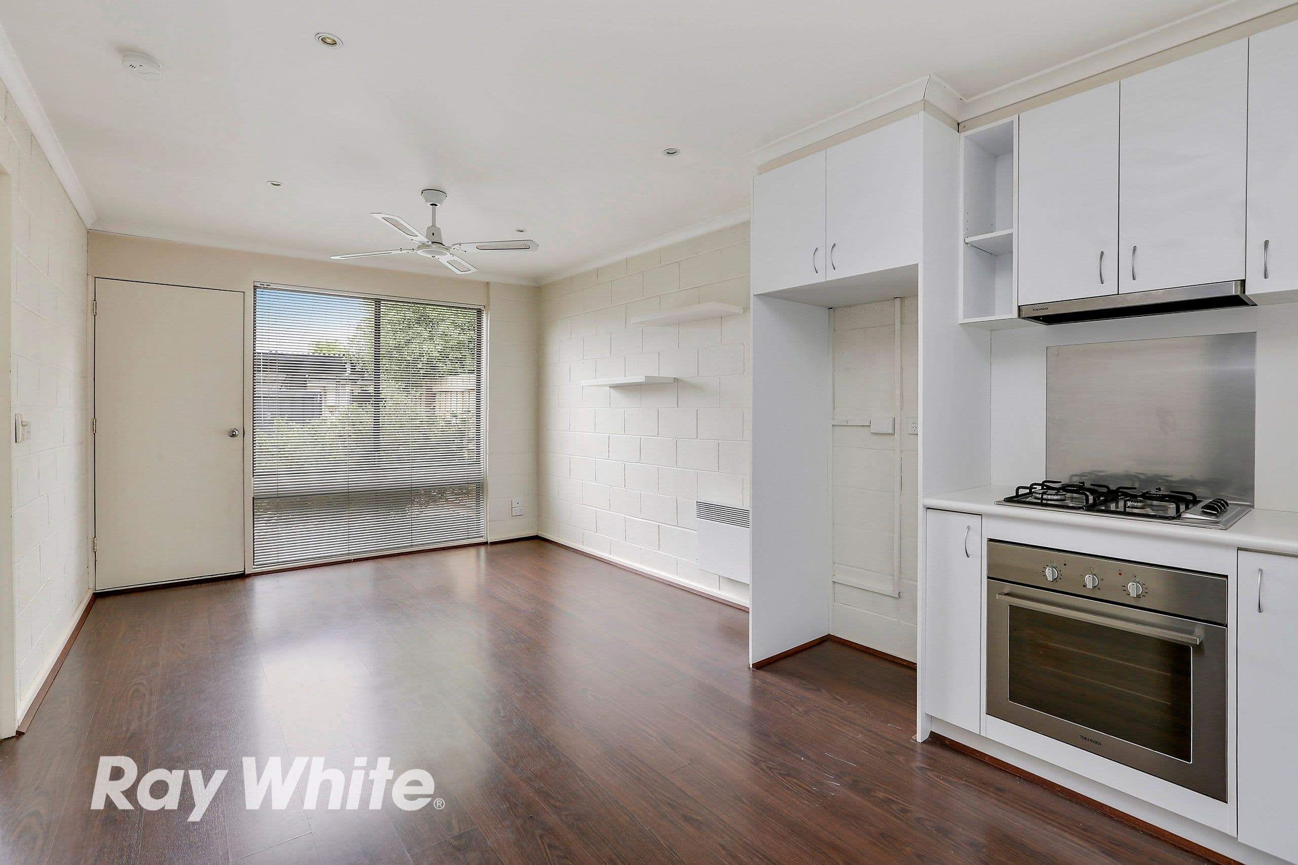 30 Albert Street, Geelong West VIC 3218, Geelong West - Thumbnail 3