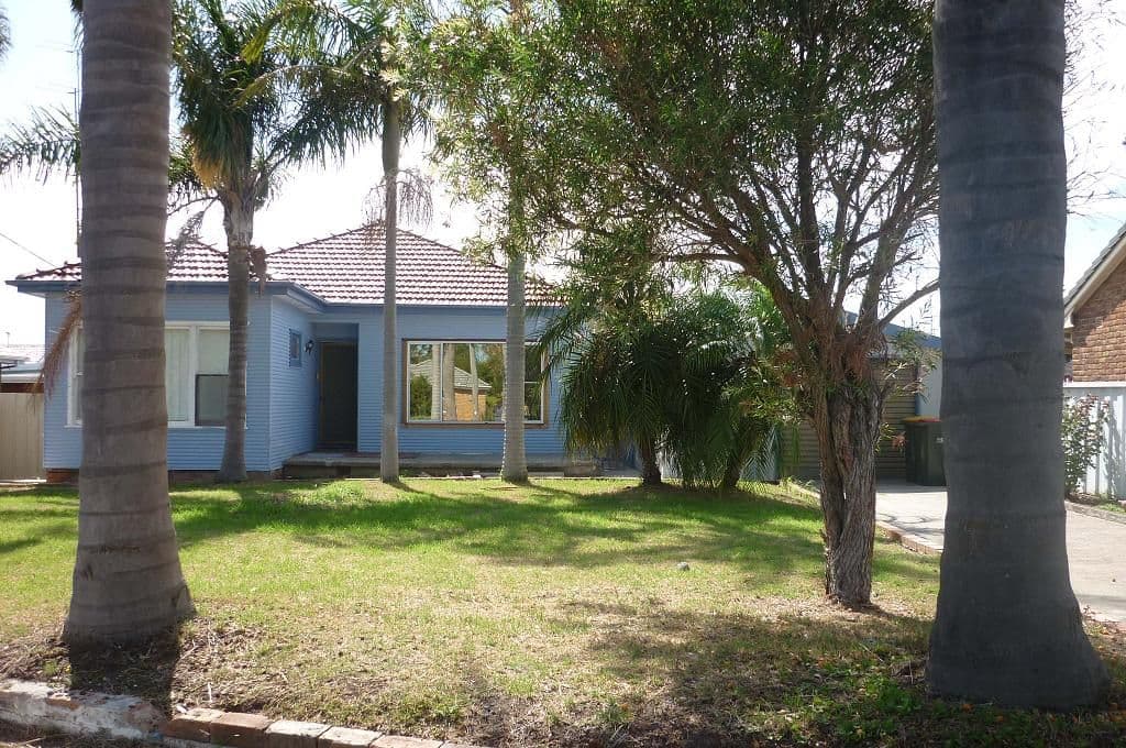 7 Sammat Avenue, BARRACK HEIGHTS NSW 2528, Barrack Heights - Image 1