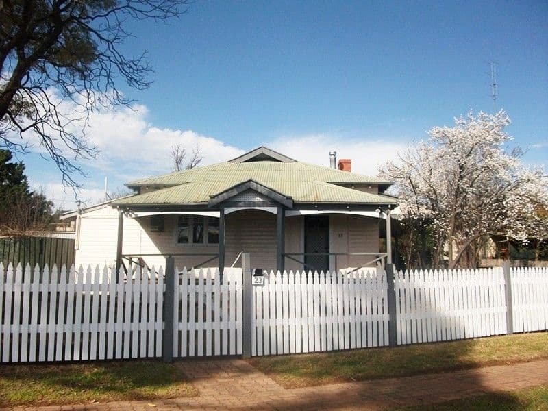 23 Melrose Street, CONDOBOLIN NSW 2877, Condobolin - Image 1