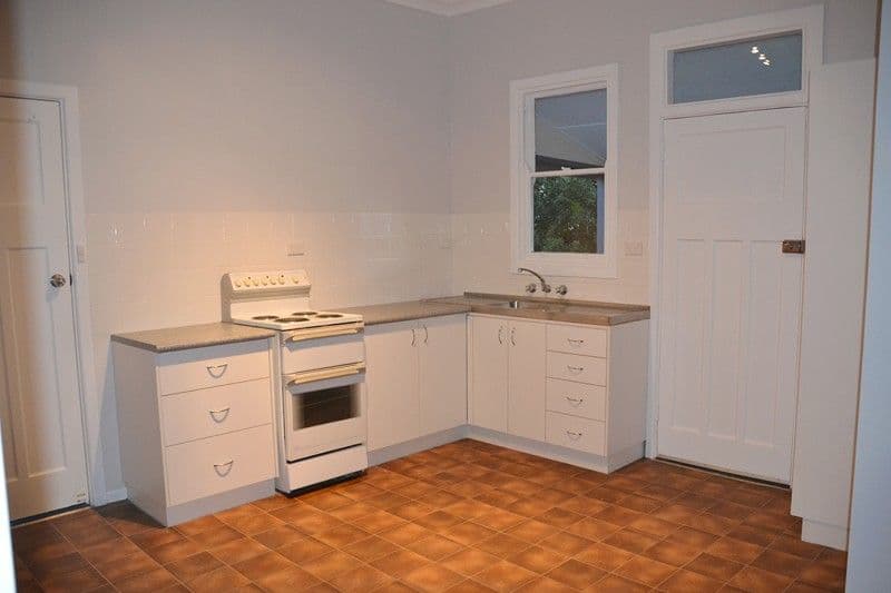 23 Melrose Street, CONDOBOLIN NSW 2877, Condobolin - Thumbnail 3