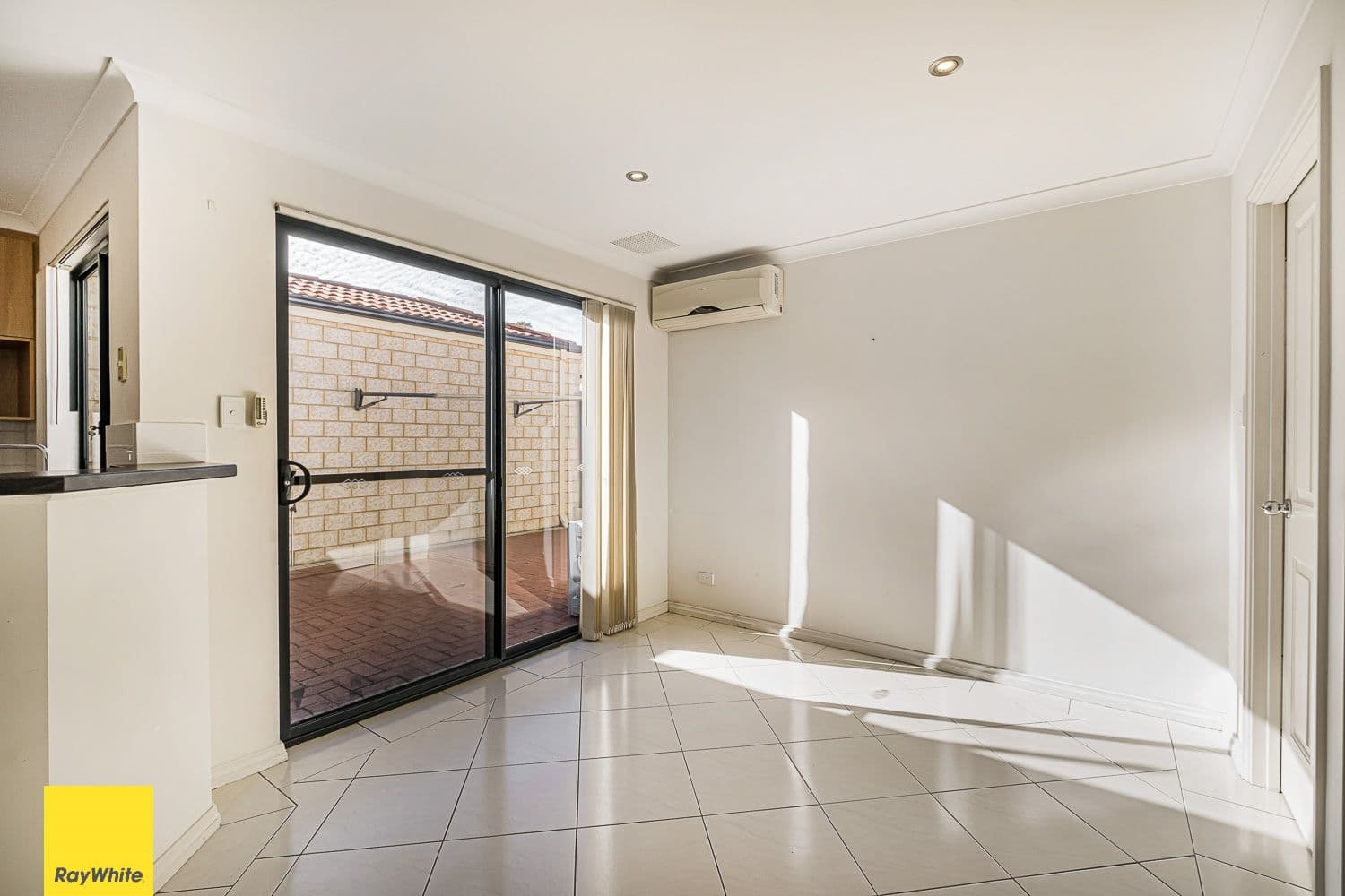 24A Vermont Street, Nollamara WA 6061, Nollamara - Thumbnail 4