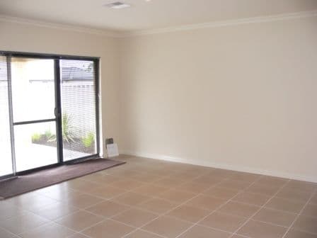 19 Carlton Loop, CANNING VALE WA 6155, Canning Vale - Thumbnail 3