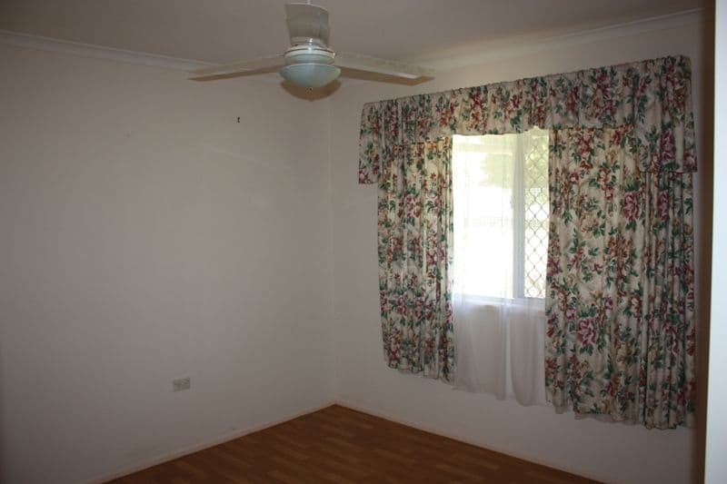 12 Down Street, ESK QLD 4312, Esk - Thumbnail 8