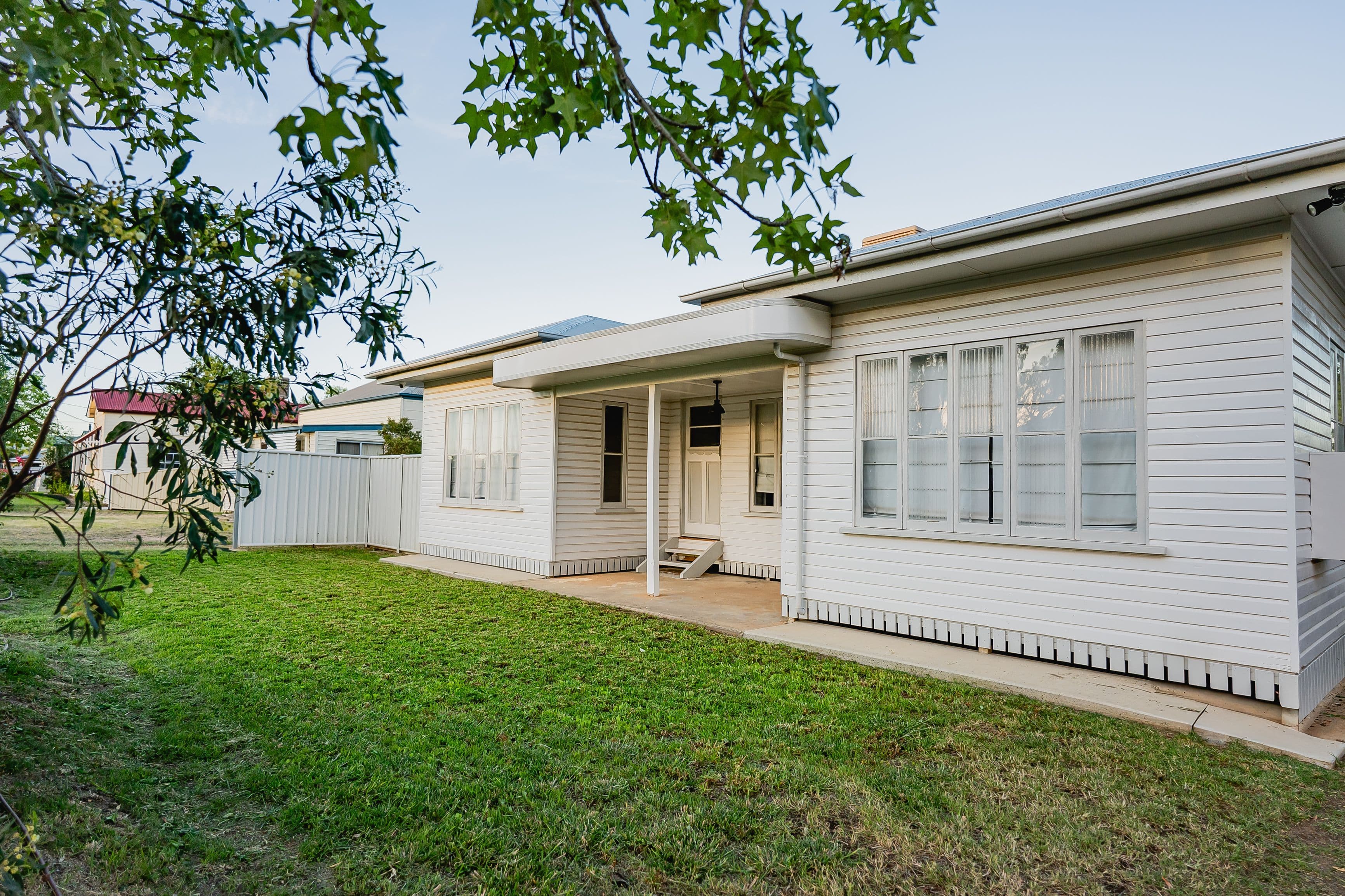 26 Feather Street, Roma QLD 4455, Roma - Thumbnail 2