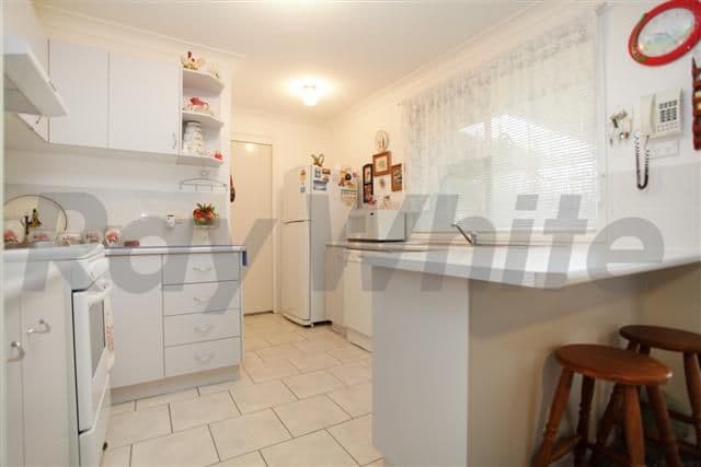 24 Candlebark Circuit, GLENMORE PARK NSW 2745, Glenmore Park - Thumbnail 5