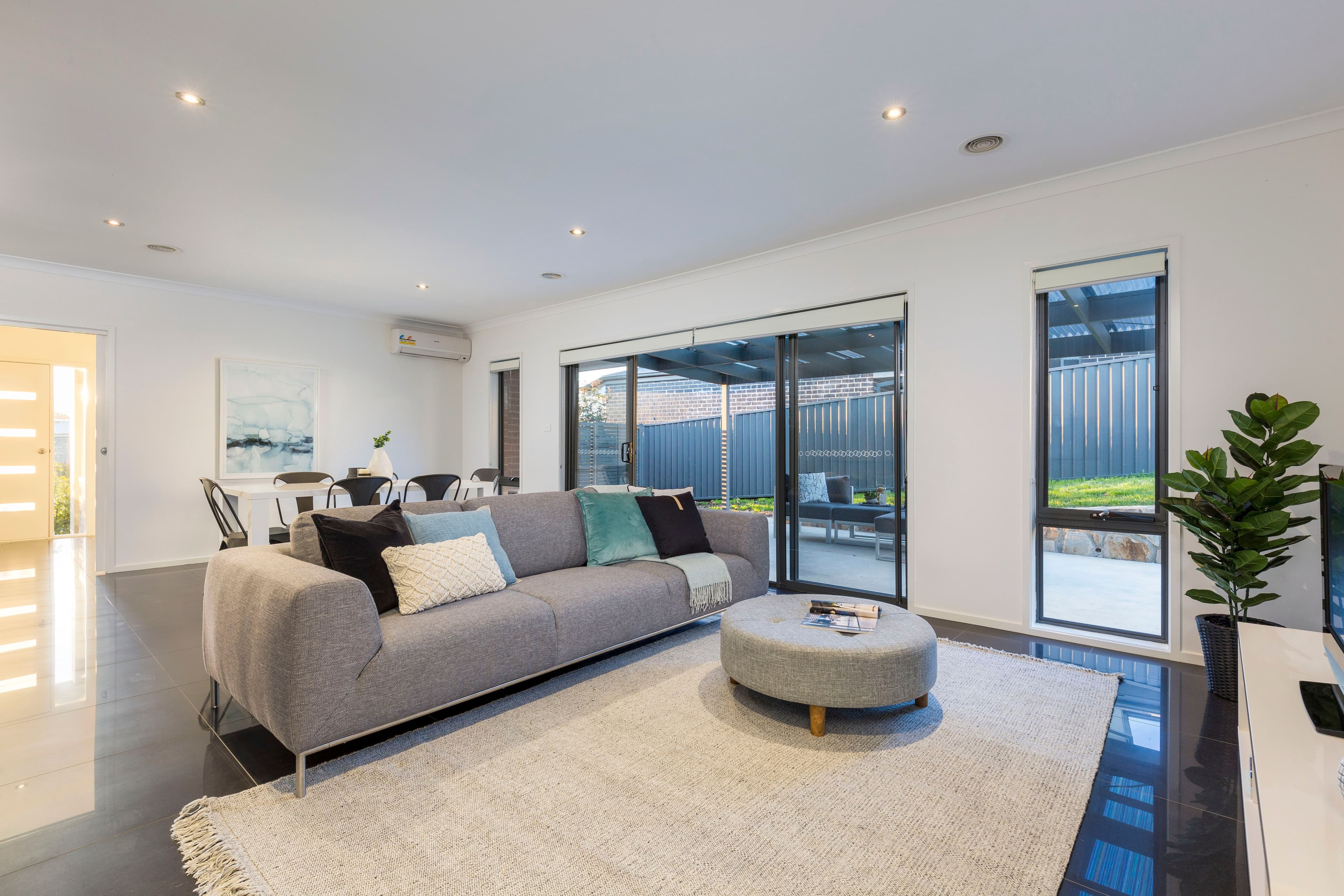 12 Avenal Street, Crace ACT 2911, Crace - Thumbnail 4