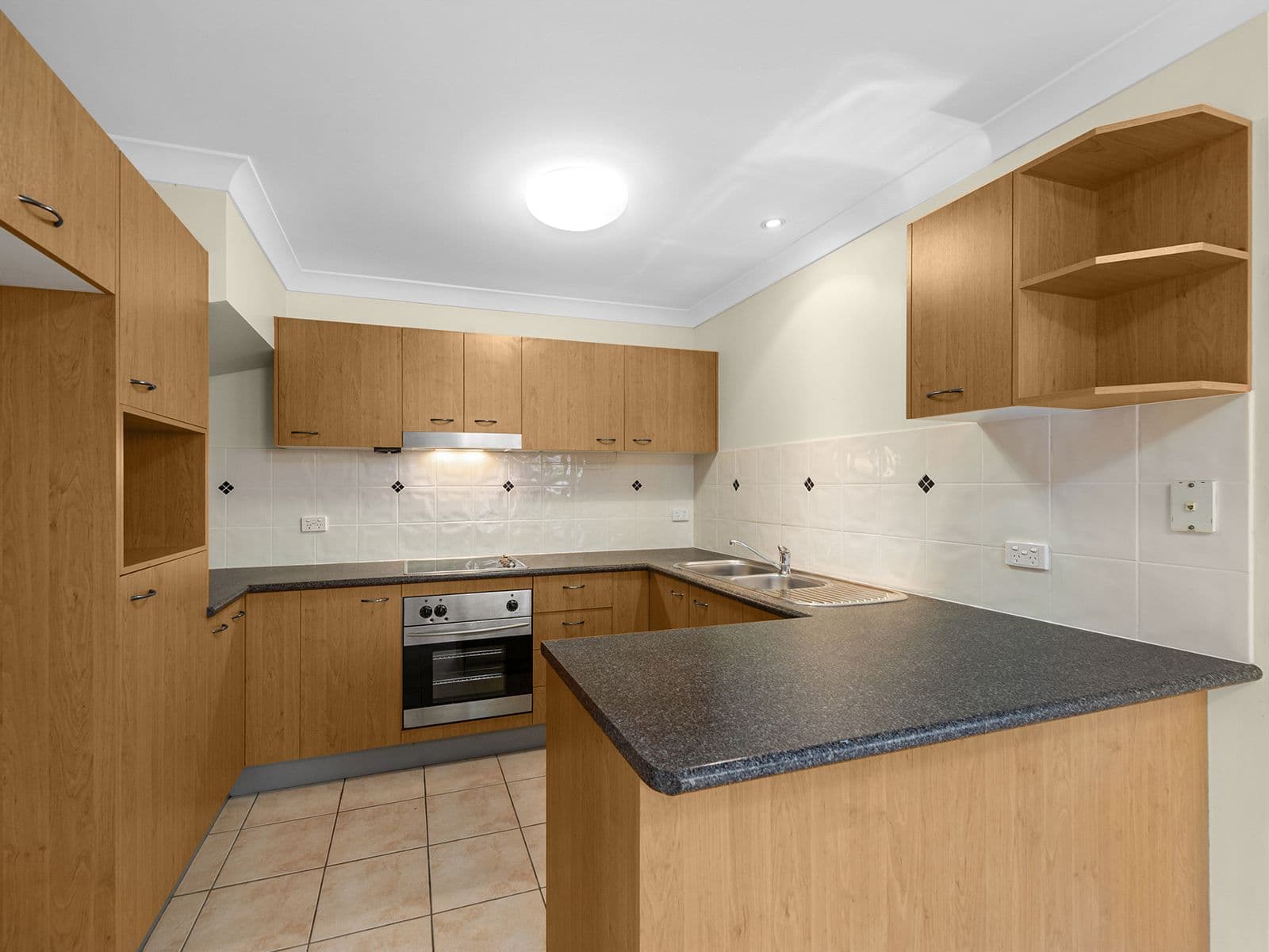 26 Kingsmill Street, Chermside QLD 4032, Chermside - Thumbnail 6