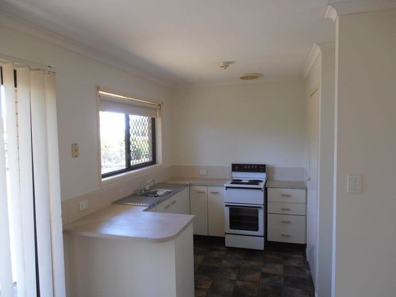 18 Fraser Street, LEICHHARDT QLD 4305, Leichhardt - Thumbnail 5