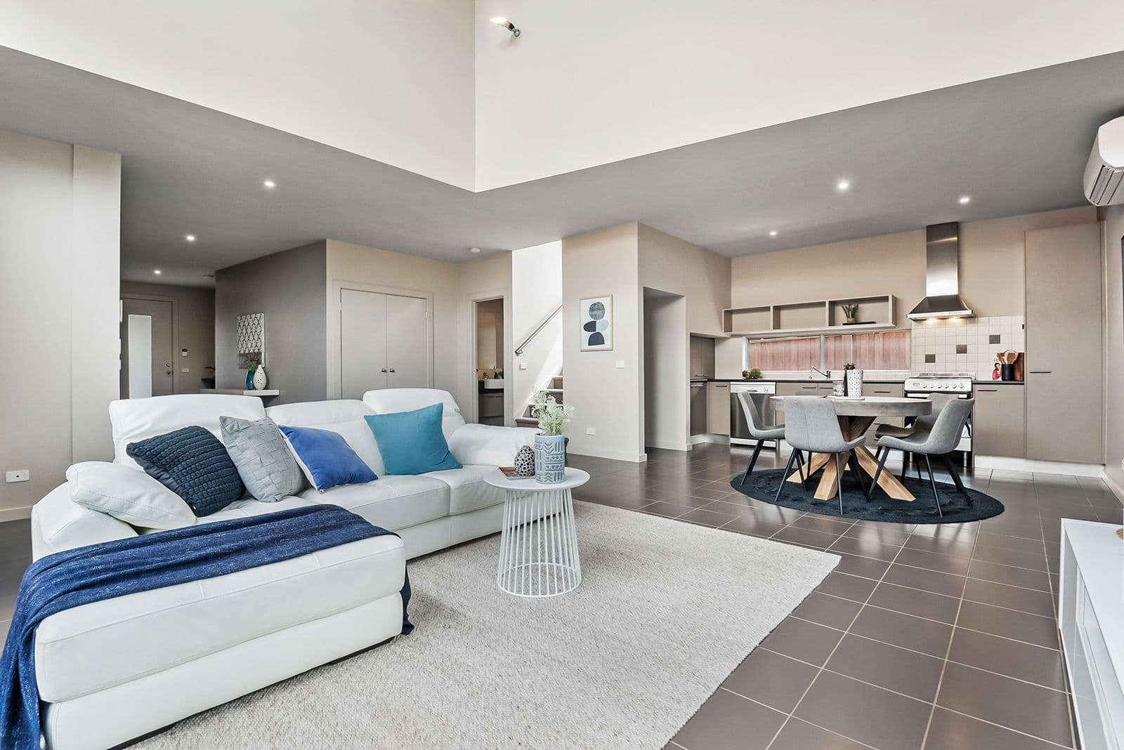 5 Tiree Lane, Craigieburn VIC 3064, Craigieburn - Image 1