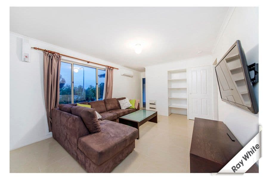 5 Hugh Mckay Crescent, DUNLOP ACT 2615, Dunlop - Thumbnail 2