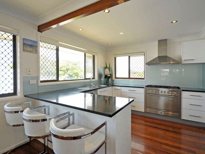 11 Bight Court, MERMAID WATERS QLD 4218, Mermaid Waters - Image 1