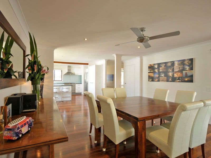 11 Bight Court, MERMAID WATERS QLD 4218, Mermaid Waters - Thumbnail 5