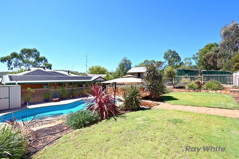 22 Beare Street, Clare SA 5453, Clare - Thumbnail 2
