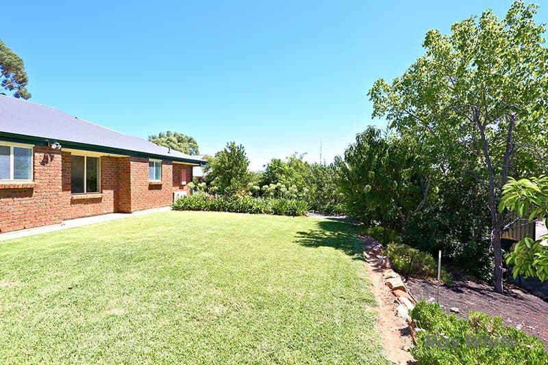 22 Beare Street, Clare SA 5453, Clare - Thumbnail 4