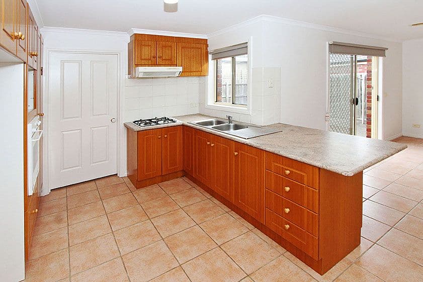 5 Pollock Drive, Mill Park VIC 3082, Mill Park - Thumbnail 2