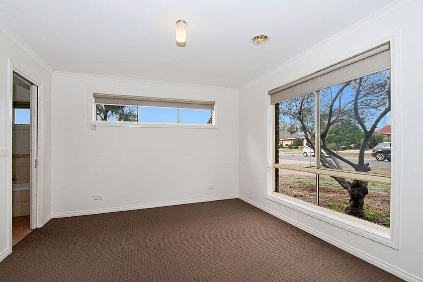5 Pollock Drive, Mill Park VIC 3082, Mill Park - Thumbnail 6