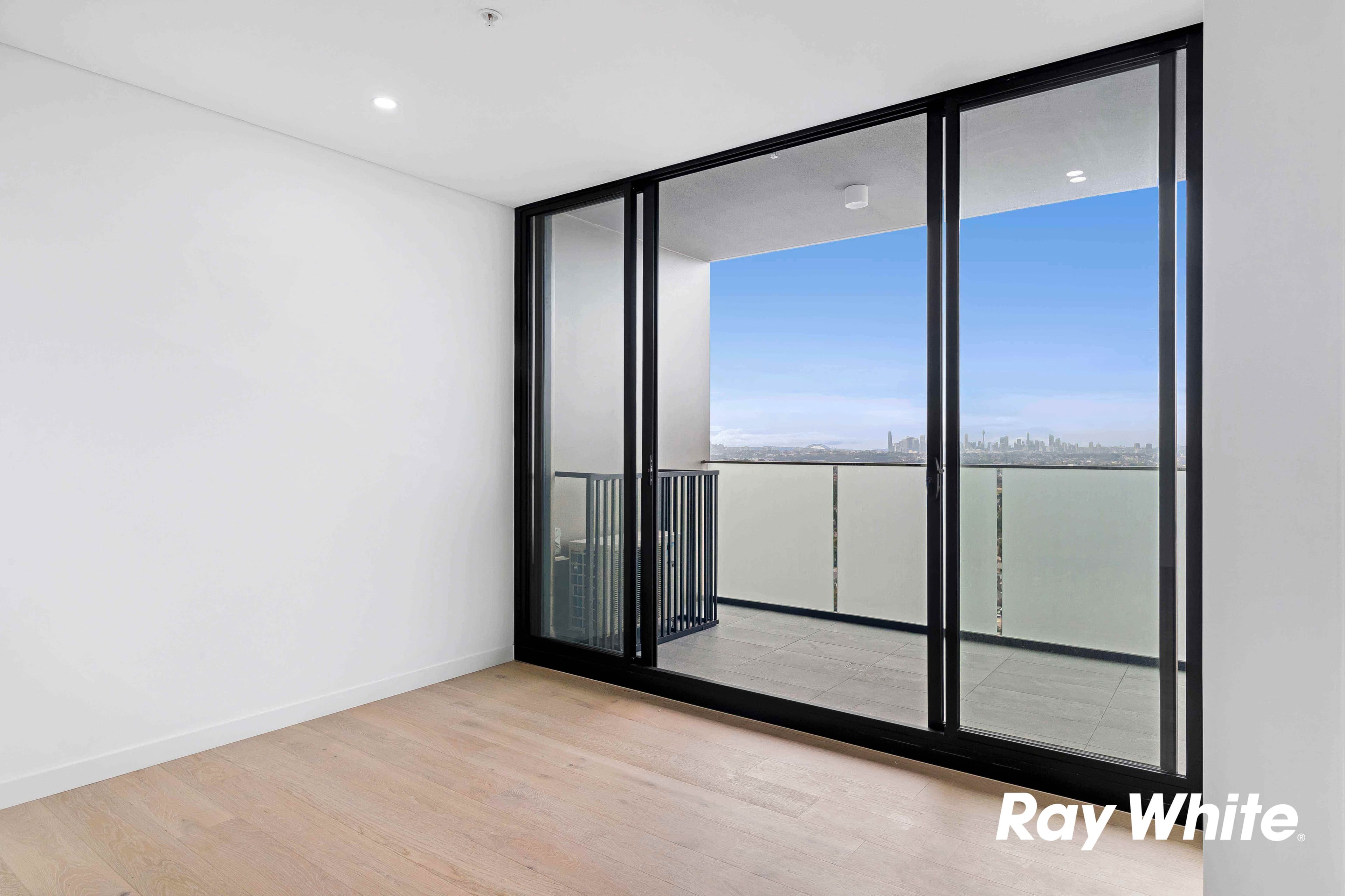 7 Deane Street, Burwood NSW 2134, Burwood - Thumbnail 4