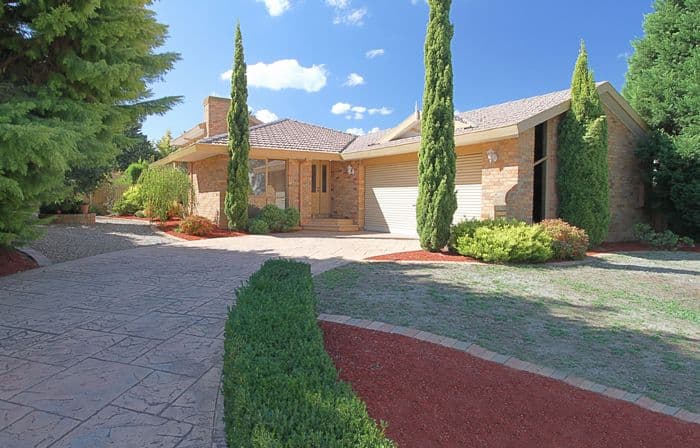 2 Toorak Court, GREENSBOROUGH VIC 3088, Greensborough - Thumbnail 3