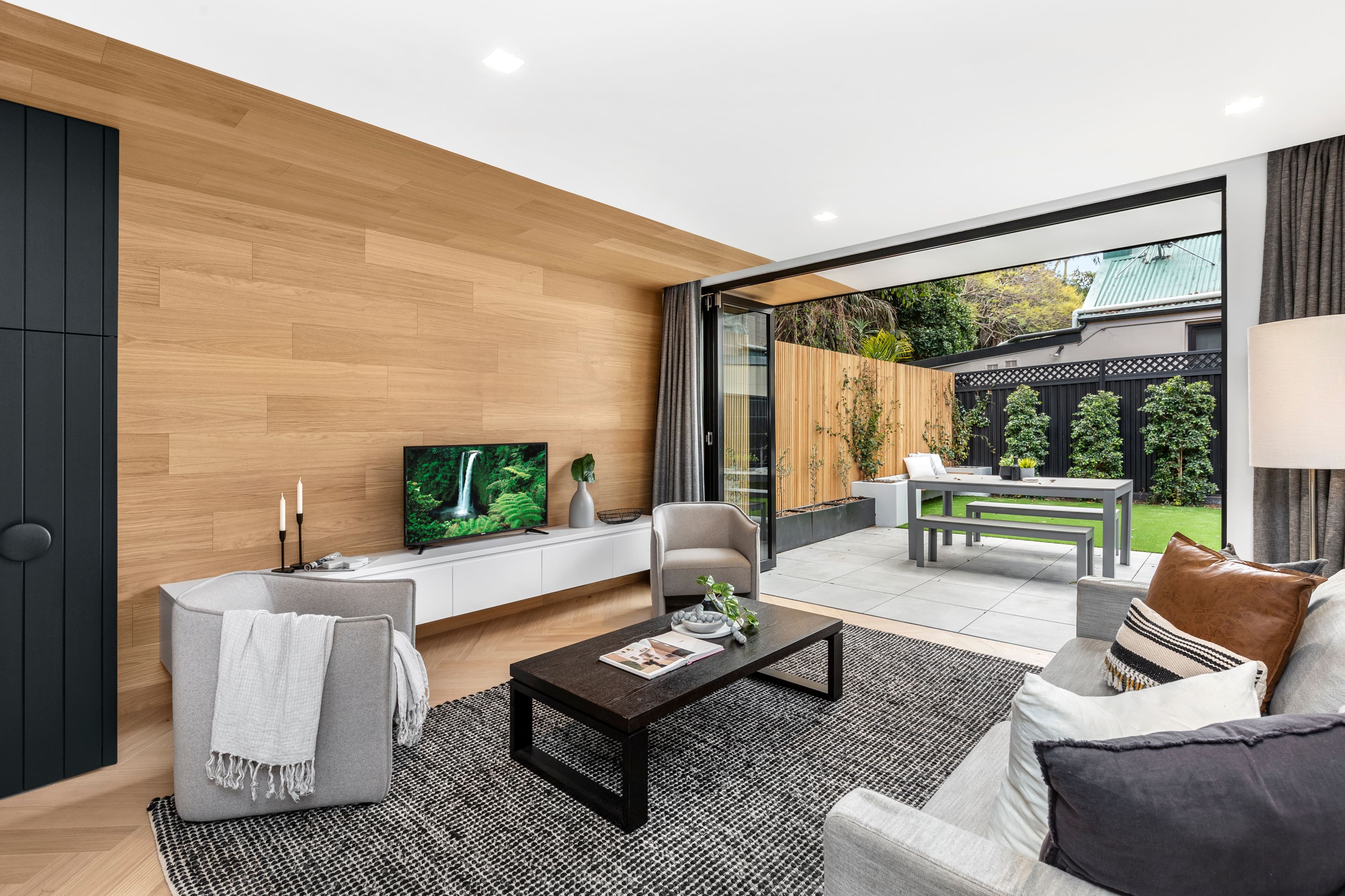 47 Camden Street, Newtown - Thumbnail 3