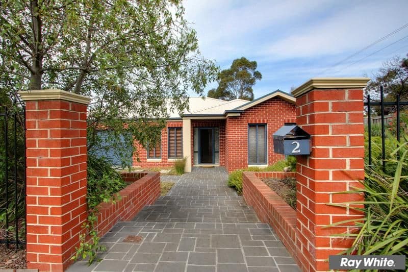 2 Caversham Drive, MORNINGTON VIC 3931, Mornington - Thumbnail 2