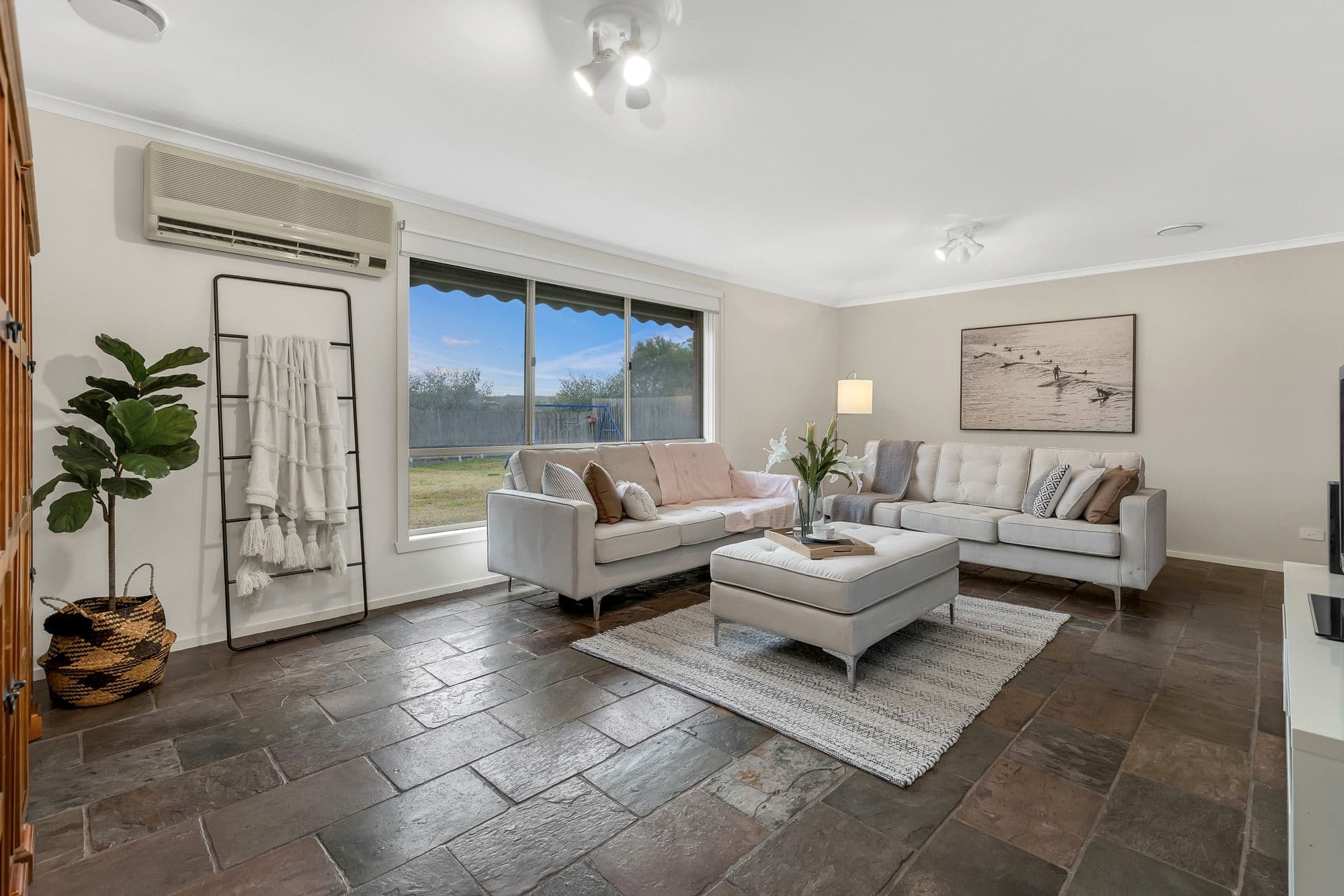 104 Virgilia Drive, Hoppers Crossing VIC 3029, Hoppers Crossing - Thumbnail 2