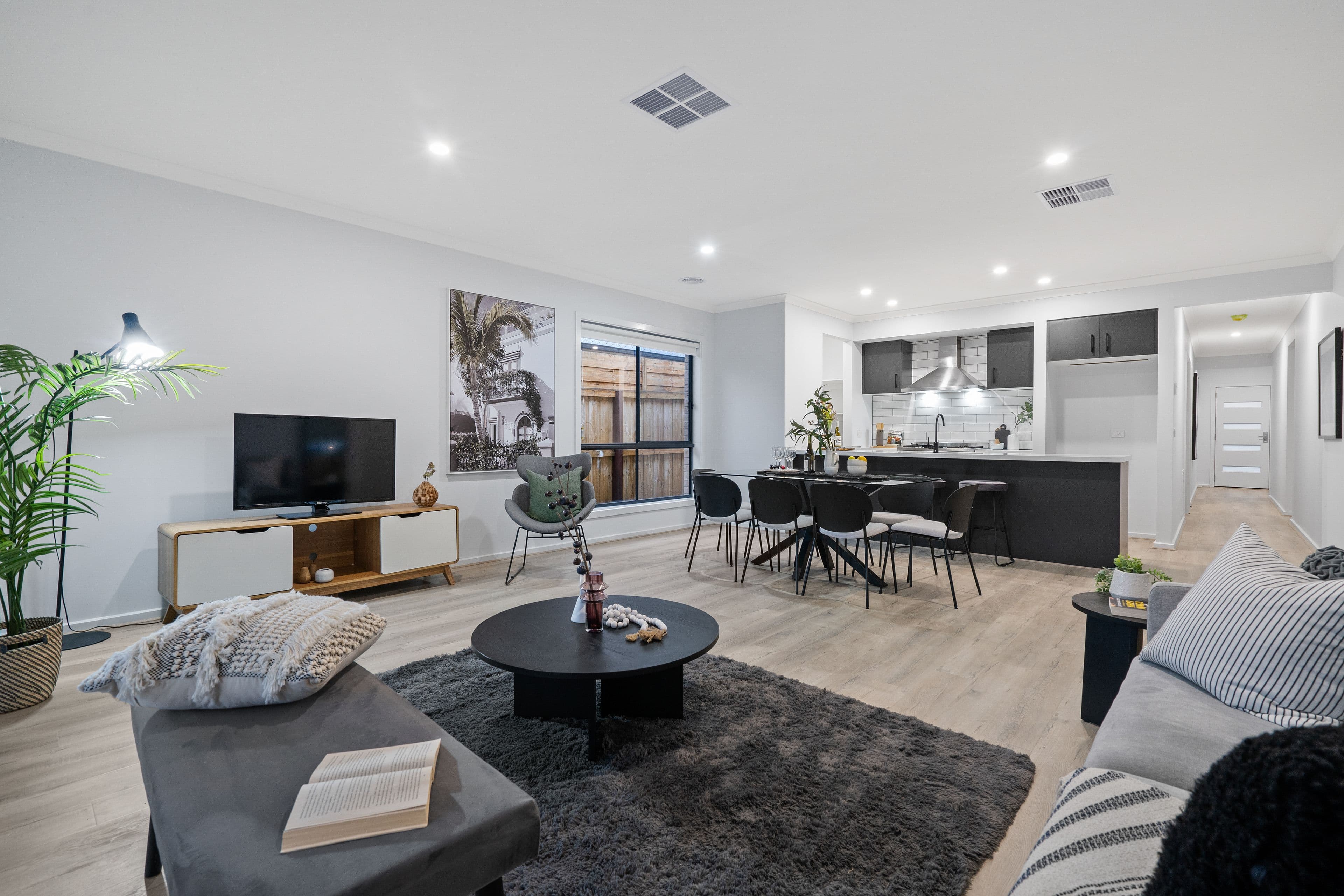 22 Partytree Way, Mernda VIC 3754, Mernda - Thumbnail 3