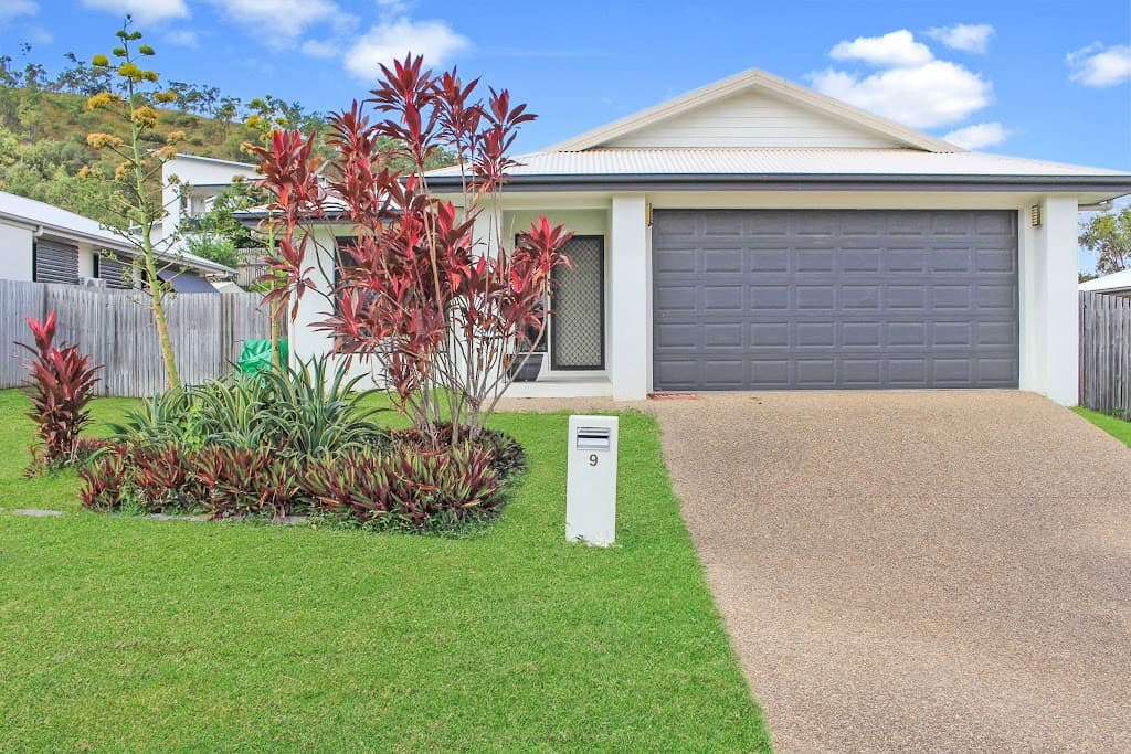 9 Chester Street, Mount Louisa, QLD, 4814, Mount Louisa - Image 1