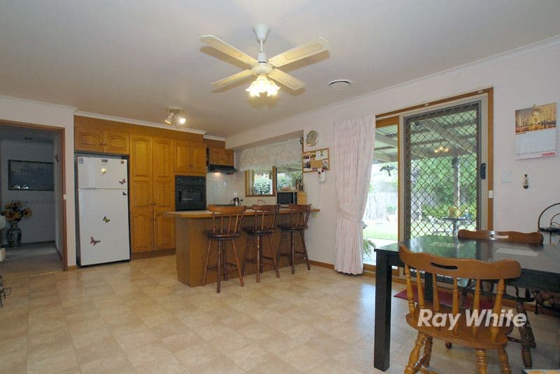 12 Fig Court, CRANBOURNE NORTH VIC 3977, Cranbourne North - Thumbnail 6