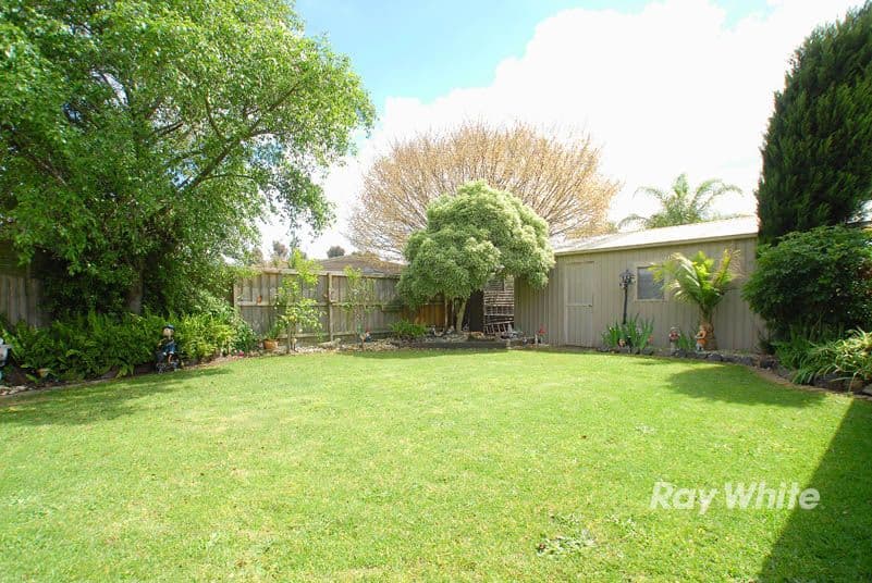 12 Fig Court, CRANBOURNE NORTH VIC 3977, Cranbourne North - Thumbnail 7