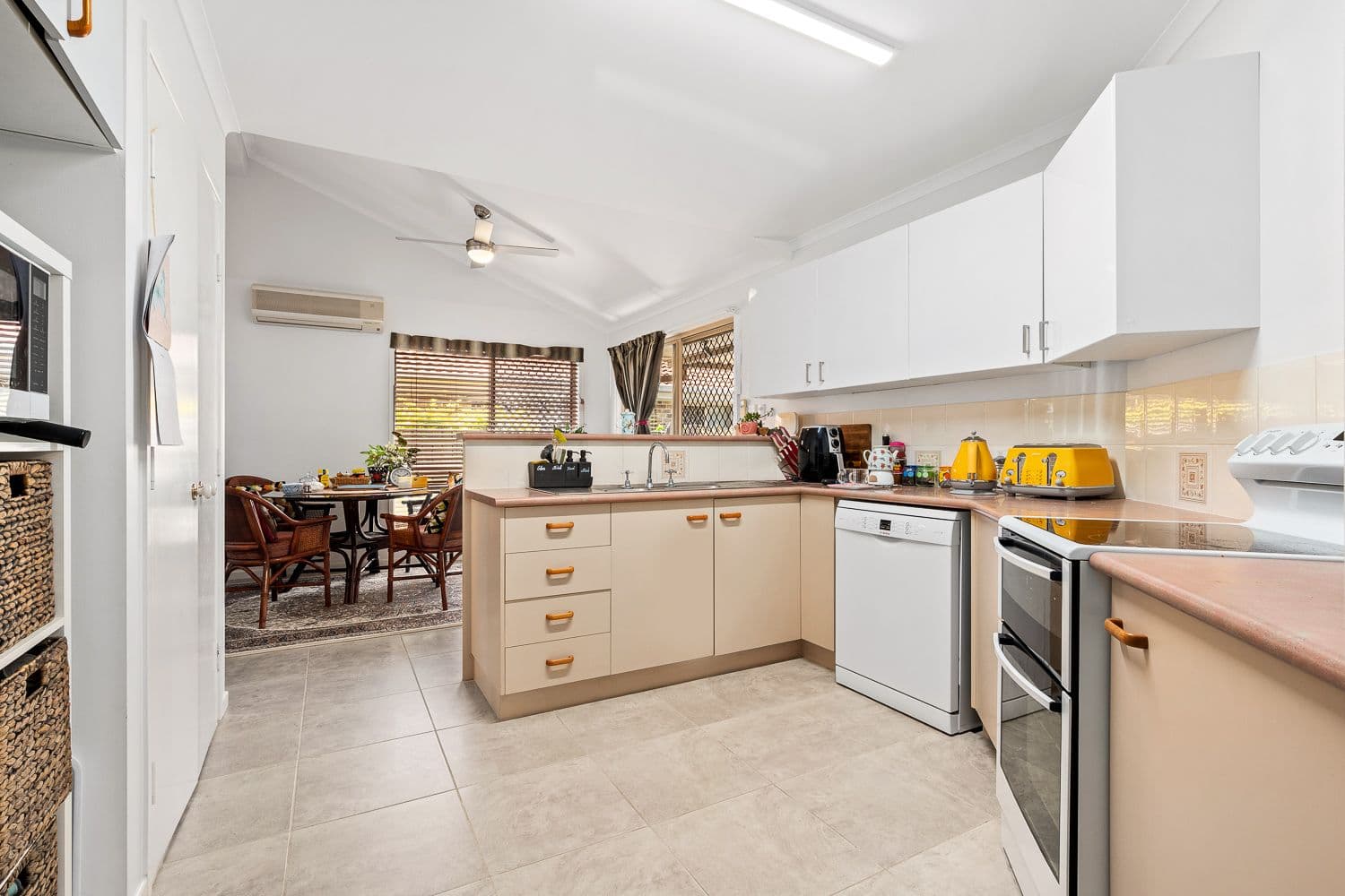 12 Lockyer Drive, Bray Park QLD 4500, Bray Park - Thumbnail 6