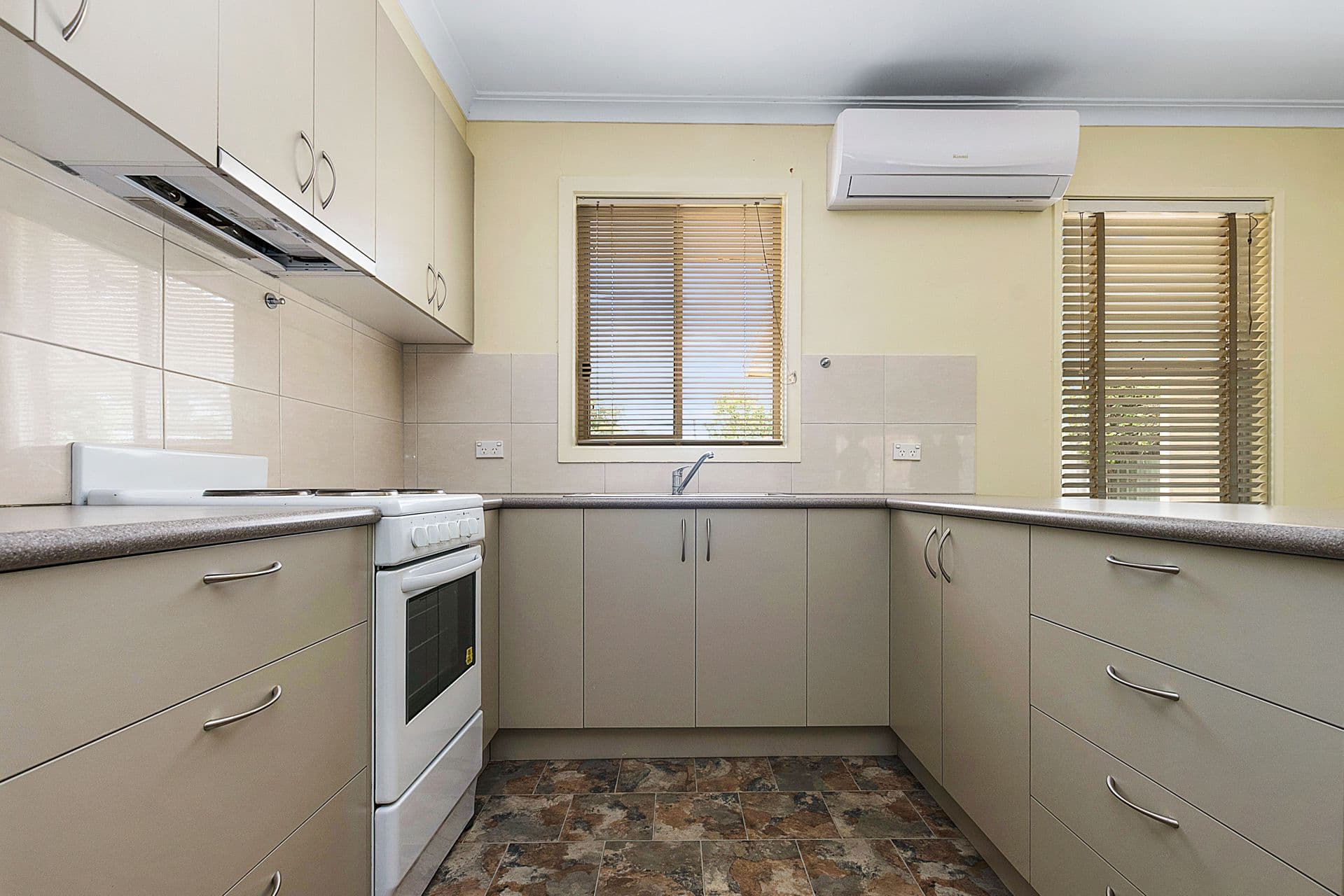 92 McKenzie Street, Echuca VIC 3564, Echuca - Thumbnail 3