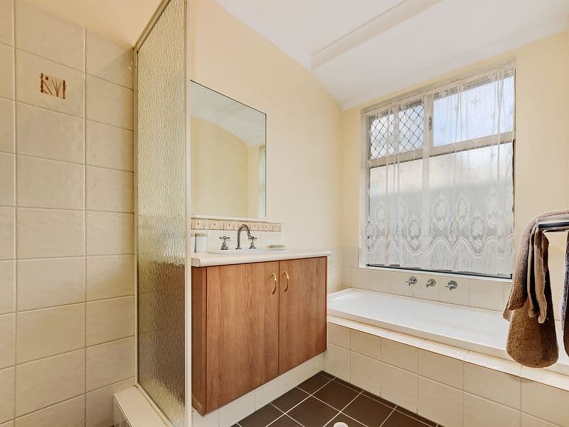 33 holywell Street, Middle Swan WA 6056, Middle Swan - Thumbnail 5