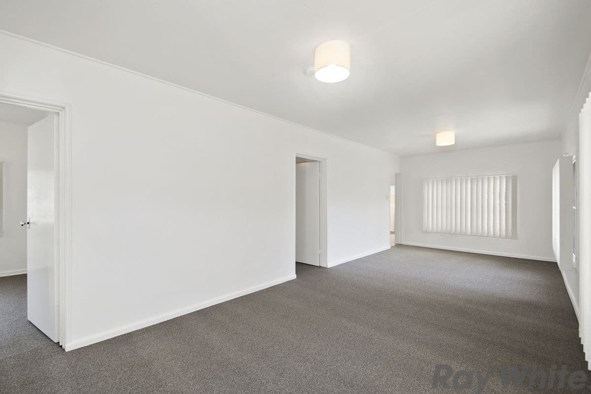 9 Seymour Street, Deception Bay QLD 4508, Deception Bay - Thumbnail 4