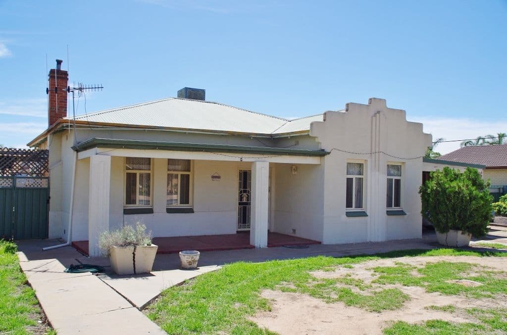 130 Sixteenth Street, Renmark SA 5341, Renmark - Image 1