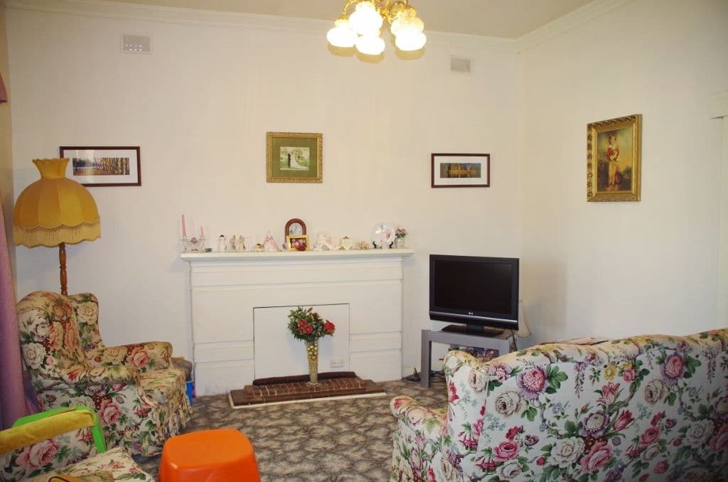130 Sixteenth Street, Renmark SA 5341, Renmark - Thumbnail 2