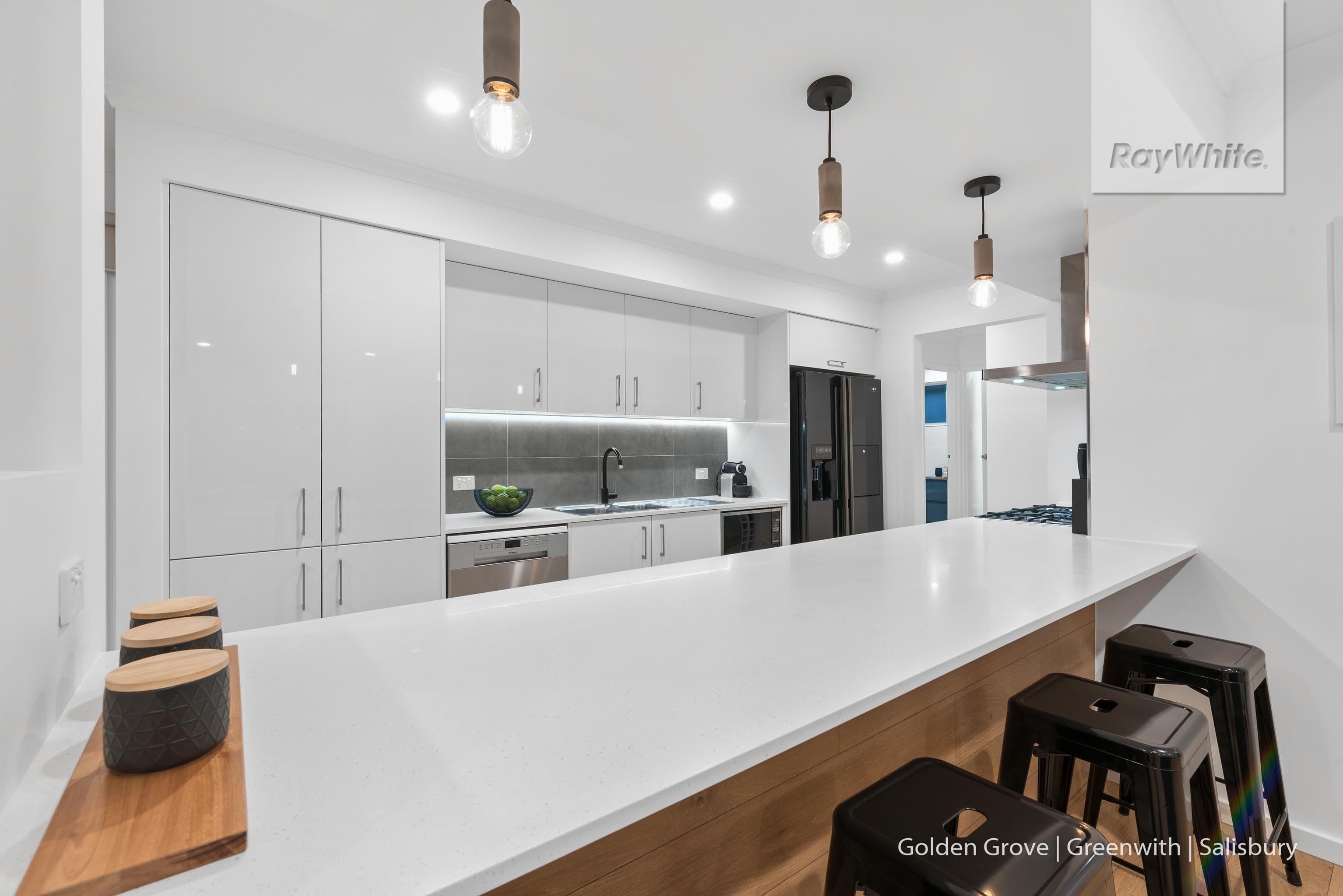 10 Hoylake Crescent, Fairview Park SA 5126, Fairview Park - Thumbnail 5