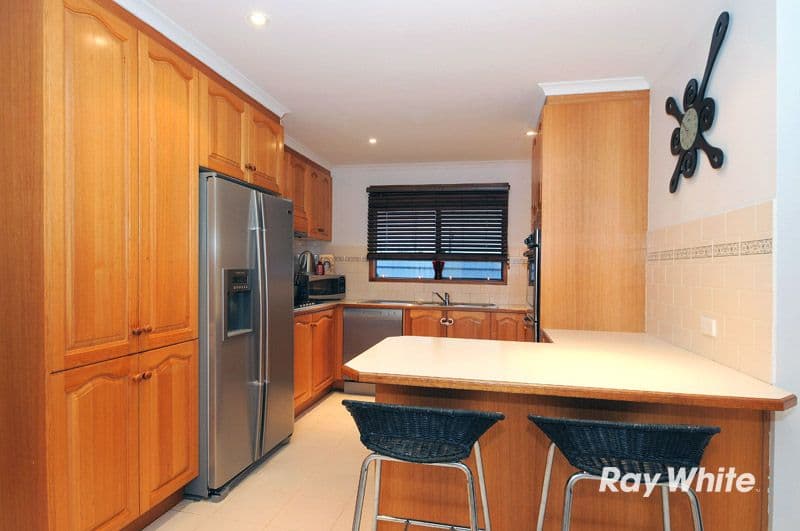 1 Waverley Park Drive, CRANBOURNE NORTH VIC 3977, Cranbourne North - Thumbnail 3