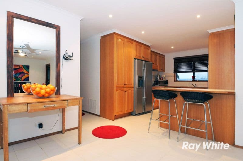 1 Waverley Park Drive, CRANBOURNE NORTH VIC 3977, Cranbourne North - Thumbnail 5
