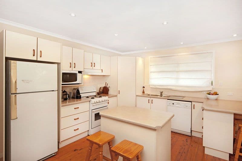 103 Seabrook Avenue, BATEAU BAY NSW 2261, Bateau Bay - Thumbnail 2