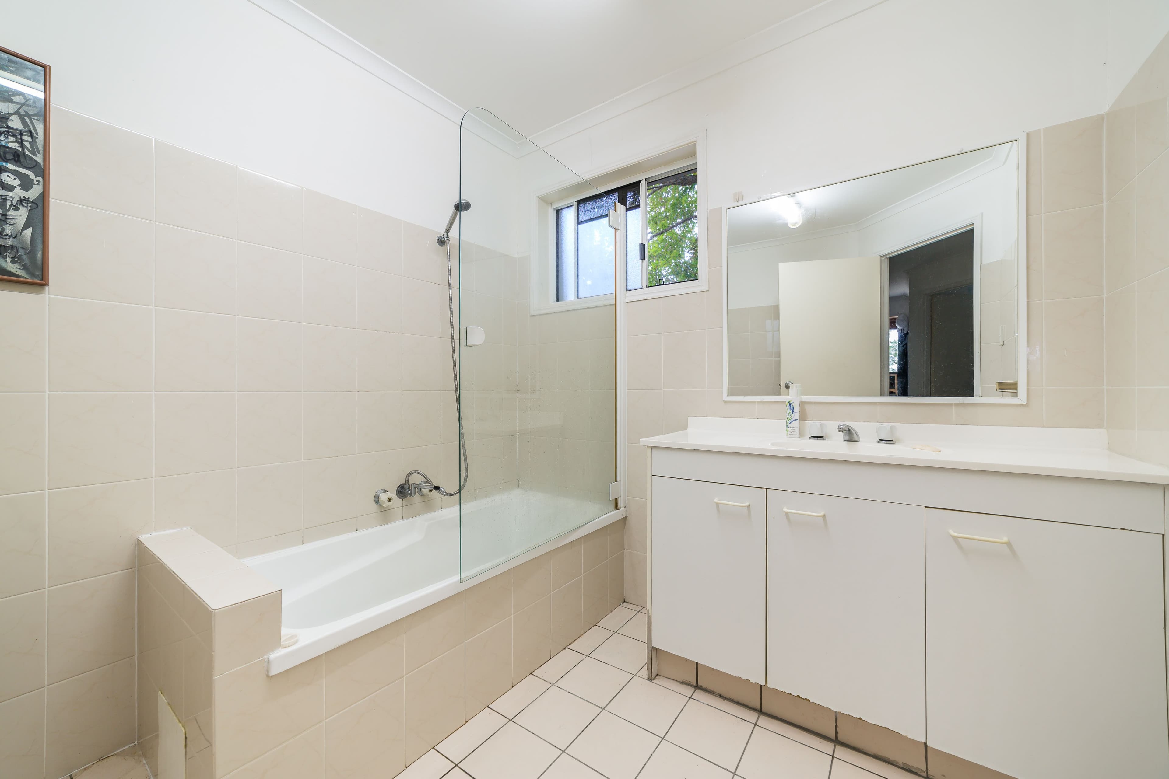 74 Pohlman Street, Southport QLD 4215, Southport - Thumbnail 6
