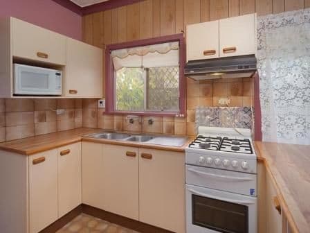 947 Tullimbar Street, NORTH ALBURY NSW 2640, North Albury - Thumbnail 2