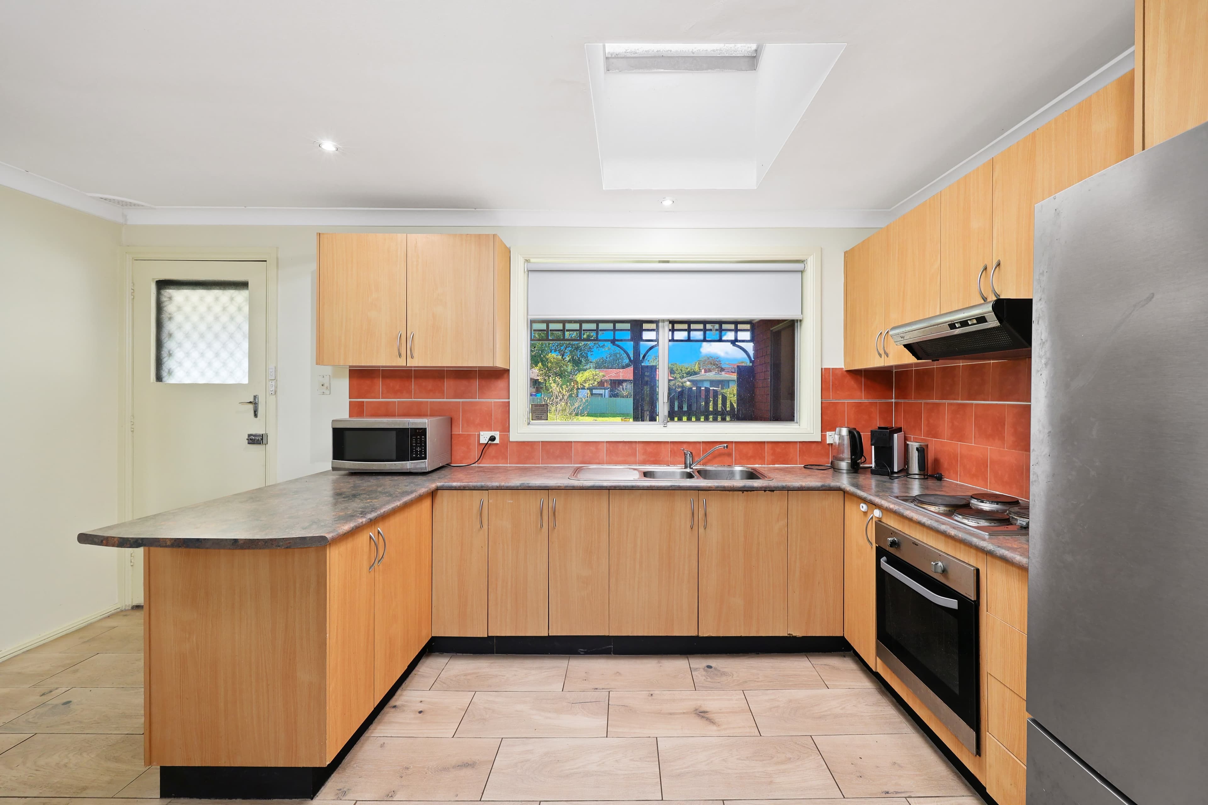86 Macquarie Avenue, Campbelltown NSW 2560, Campbelltown - Thumbnail 4